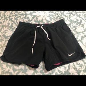 Women’s Nike Phantom Shorts